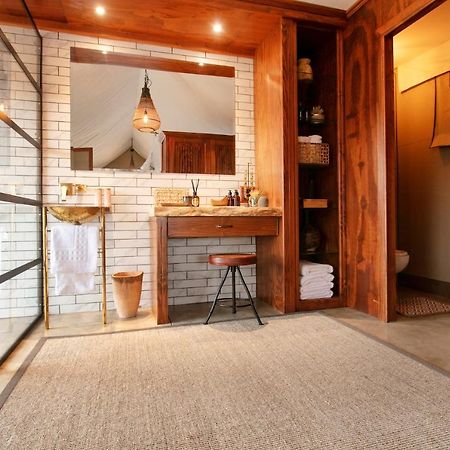 Thabamati Luxury Tented Camp Заповедник Тимбавати Экстерьер фото